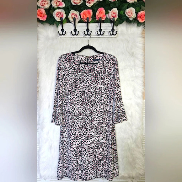 Tommy Hilfiger Dresses & Skirts - Tommy Hilfiger Classic Tommy Girl Floral Mini Dress (NWOT)